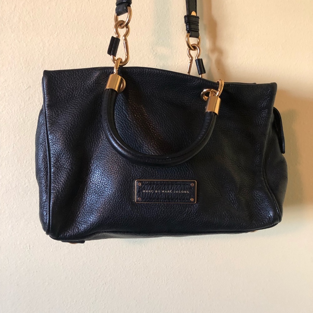 Marc Jacobs Pebbled Leather Purse